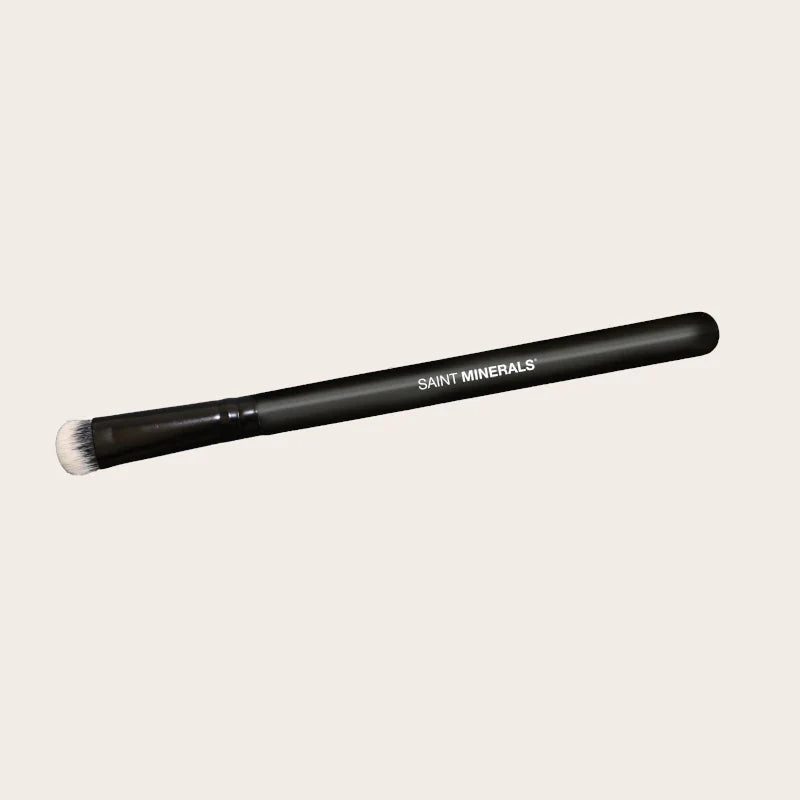 SAINT MINERALS All Over Eye Color Brush - Panoply Beauty